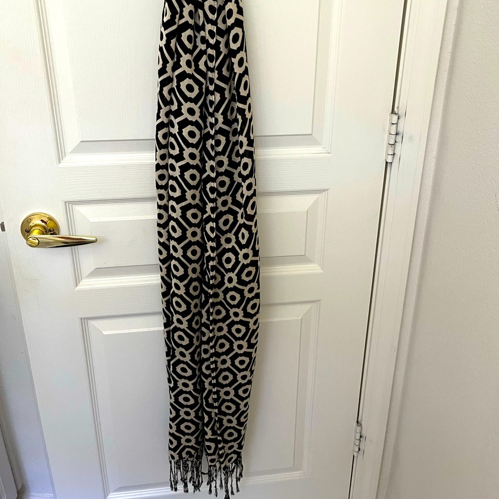 Spartina 449 long oblong scarf.